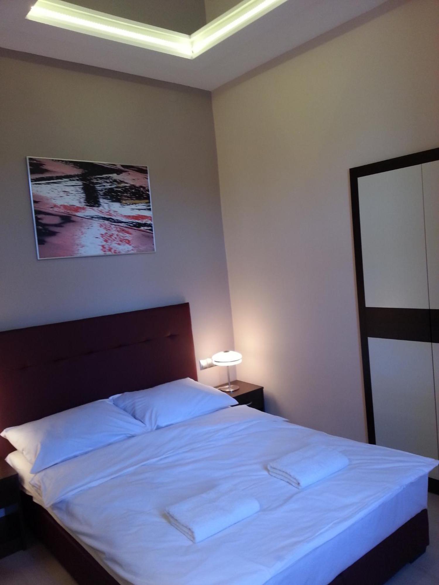 Mirror Pink Studio Apartment Krakow Ruang foto